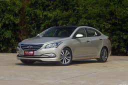 New Hyundai Mistra saloon photo gallery